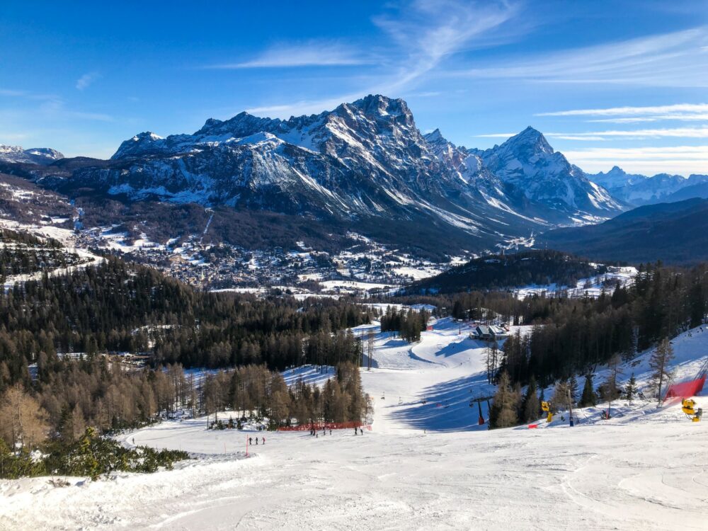 Cortina