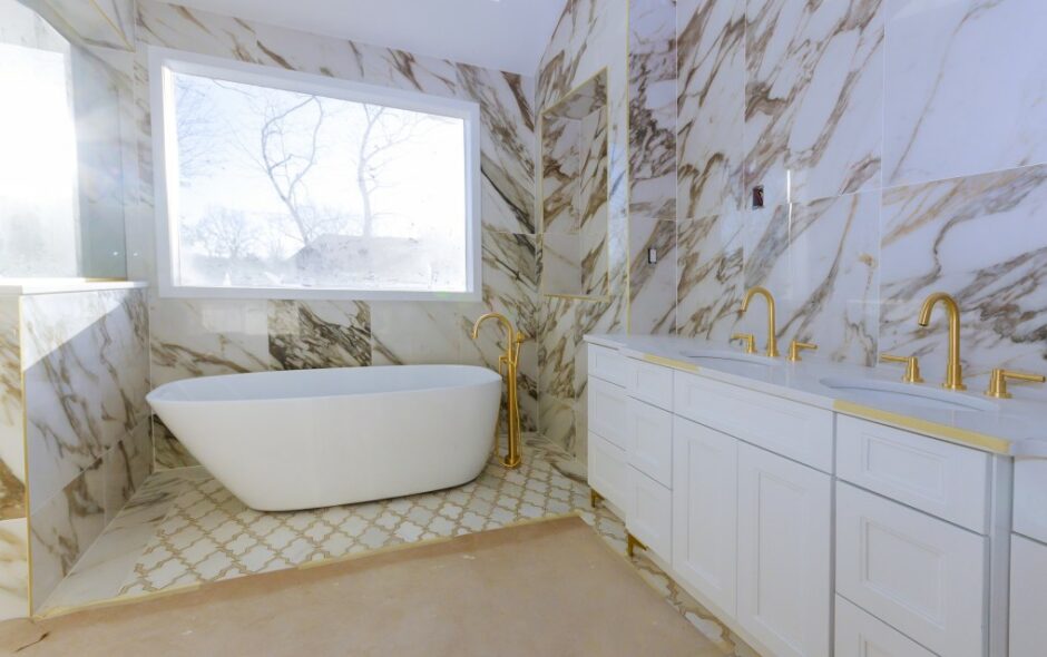 salle de bains marbre